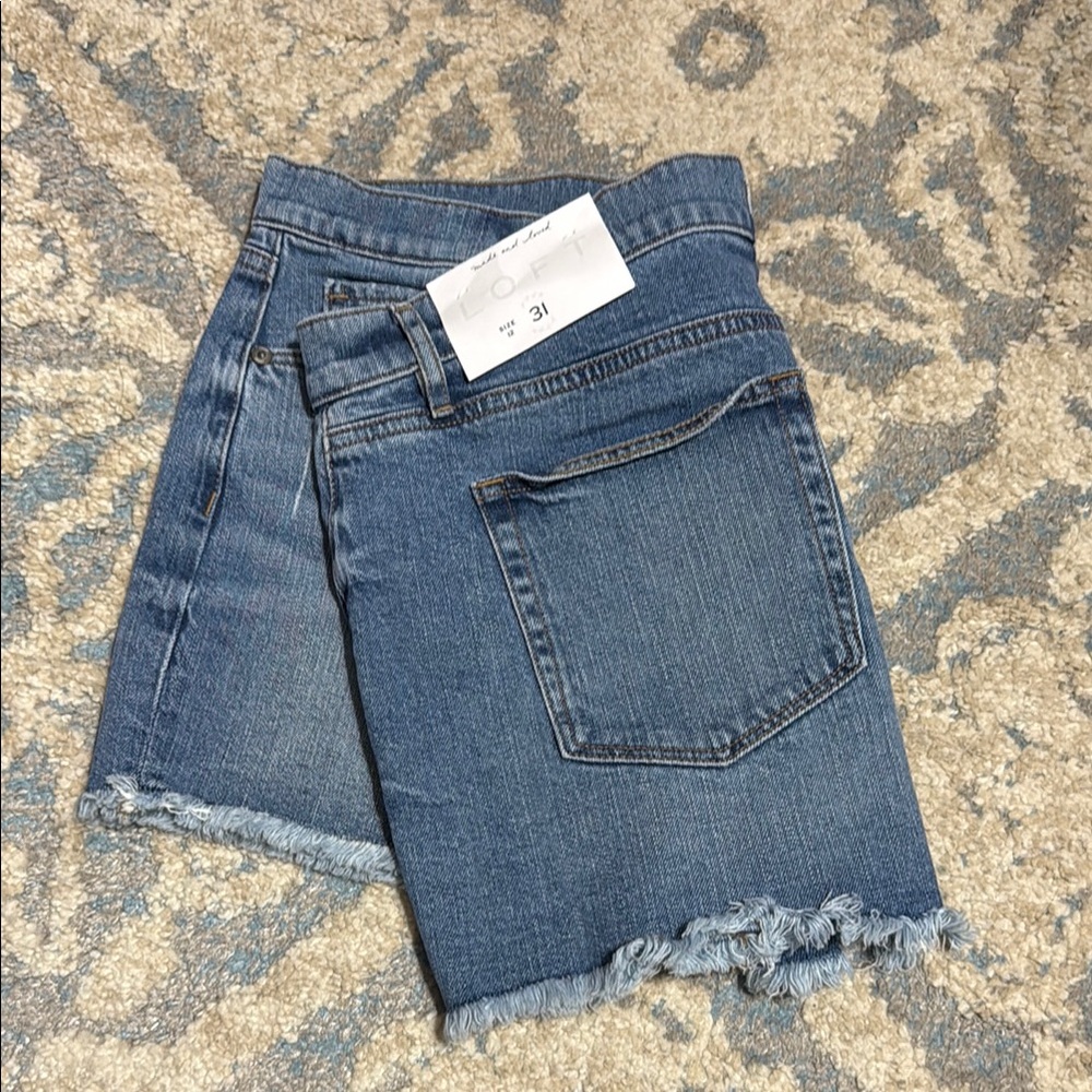NWT Loft Casual Blue Frayed Hem Denim Shorts
